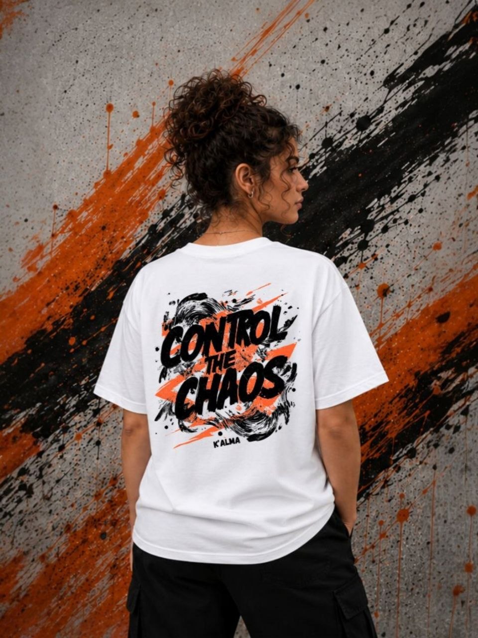 CAMISETA OVERSIZE CONTROL THE CHAOS BLANCA